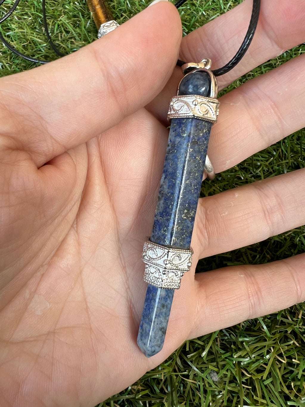 Natural Gemstone Double-Terminated Pendant Necklace – 8 cm
