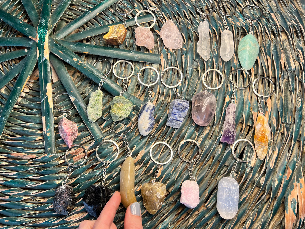 Natural Raw & Polished Crystal Gemstone Keychain – Protection, Abundance & Positive Energy
