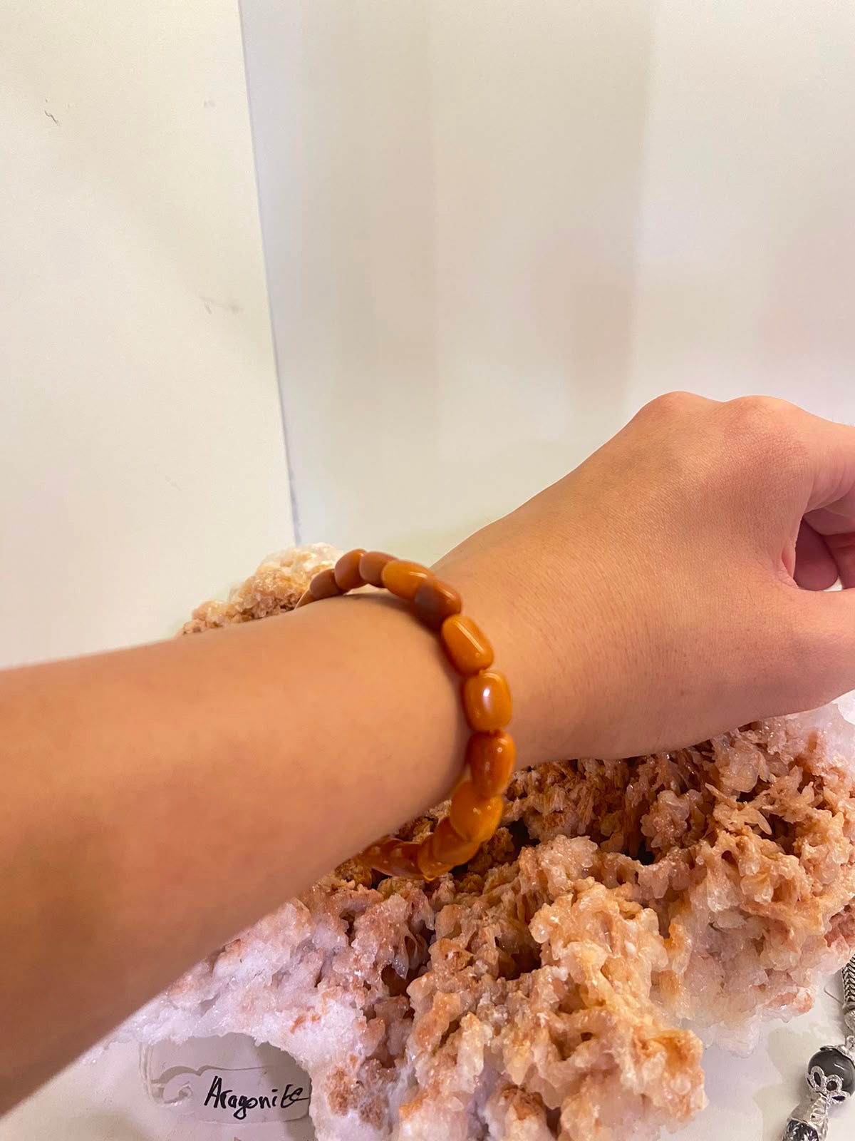 Natural Amber Barrel Bead Bracelet – Warmth, Vitality & Positive Energy
