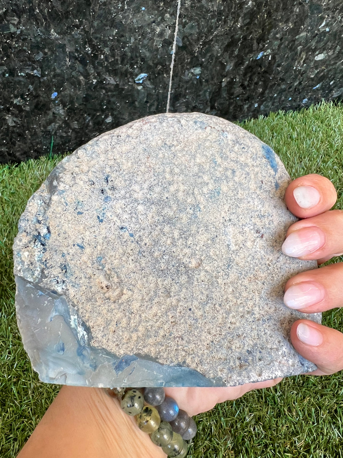 Agate Freeform with Cut Base – 803 g