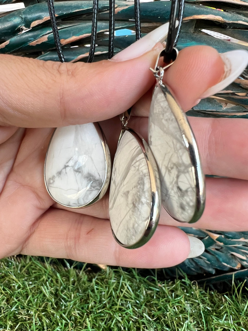 Howlite Silver-Plated Teardrop Necklace – Calm, Patience & Peace