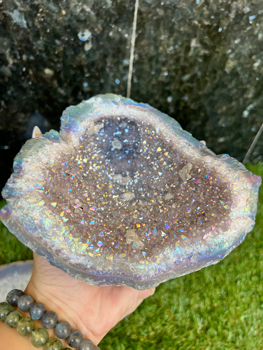 Natural Angel Aura Amethyst Geode – 968 g