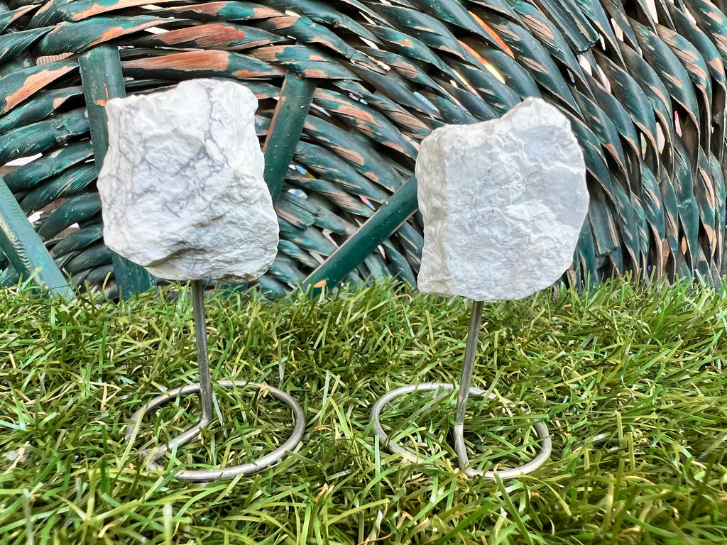 Natural Raw Howlite on Metal Stand | Crystal Display | Approx. 8 cm | Calm, Patience & Peace
