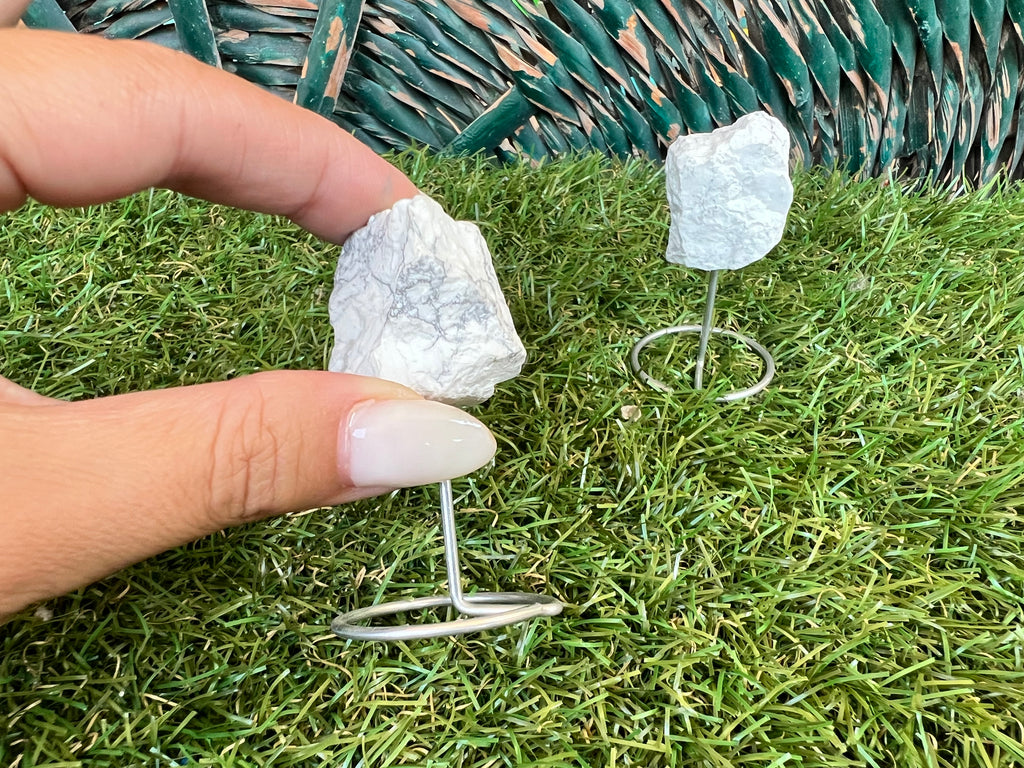 Natural Raw Howlite on Metal Stand | Crystal Display | Approx. 8 cm | Calm, Patience & Peace