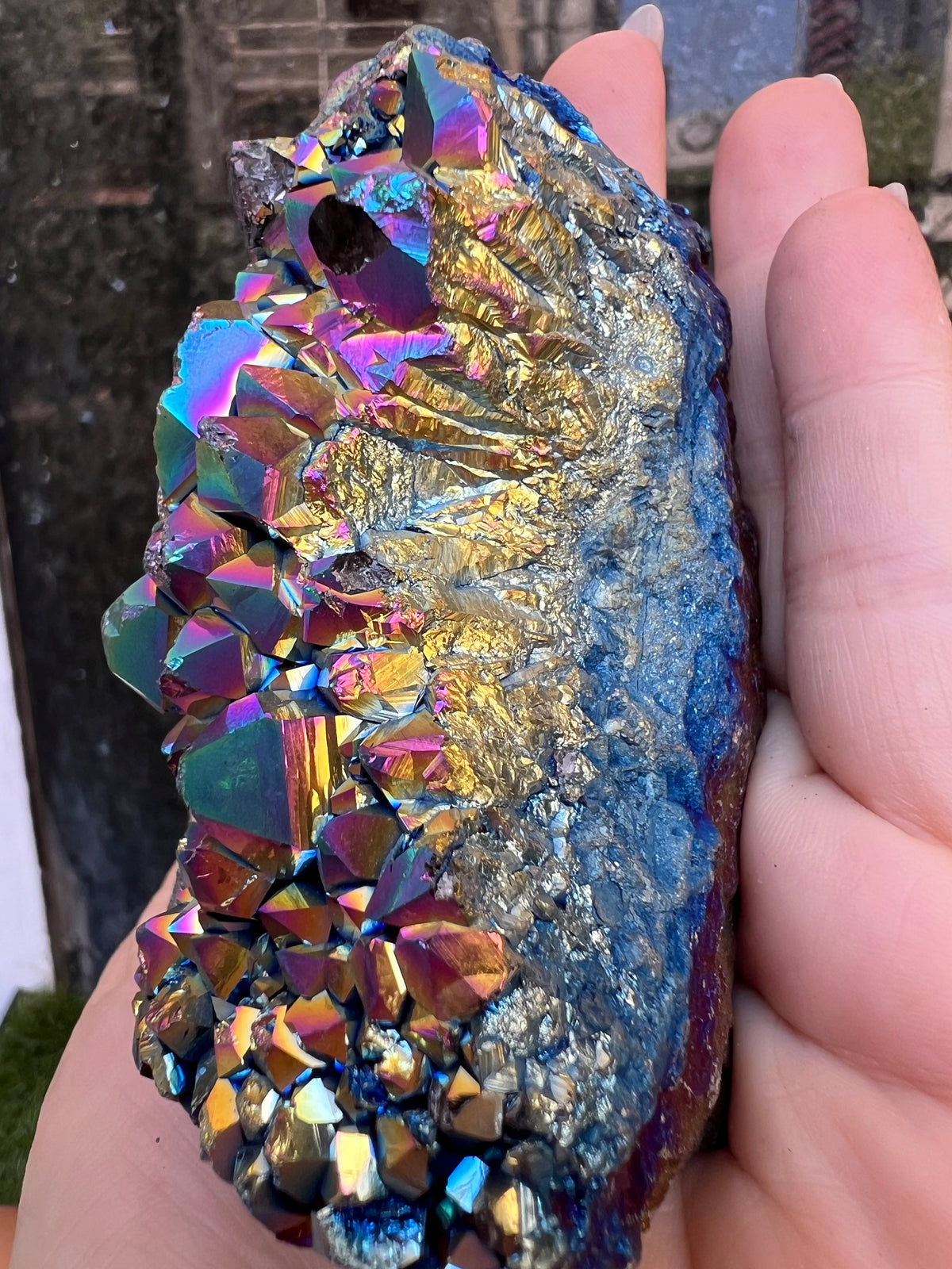 Natural Rainbow Aura Quartz Cluster – 271 g