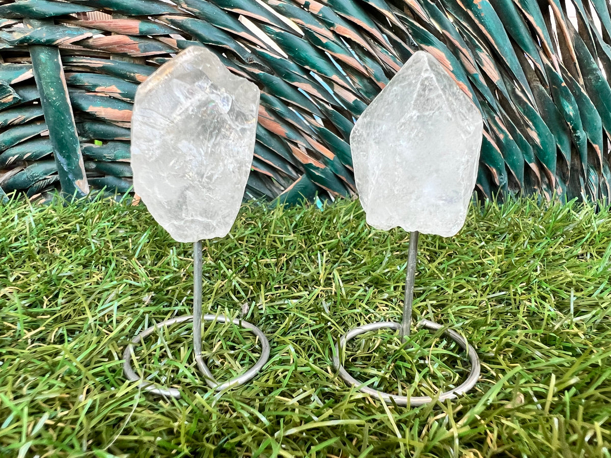 Natural Raw Clear Quartz on Metal Stand | Crystal Display | Approx. 8 cm | Clarity, Amplification & Energy Cleansing