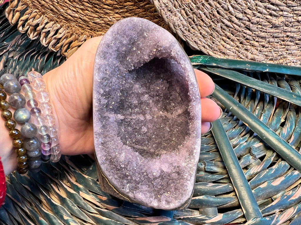 Natural Amethyst Druzy Freeform – Polished Standing Crystal | 554 g