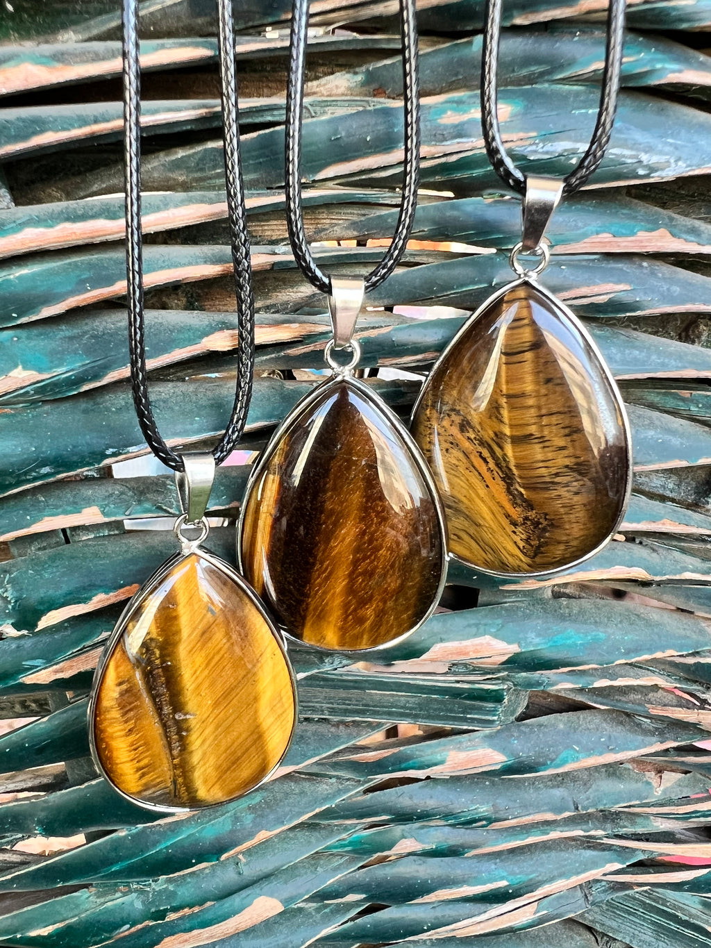 Tiger’s Eye Silver-Plated Teardrop Necklace – Protection, Confidence & Focus