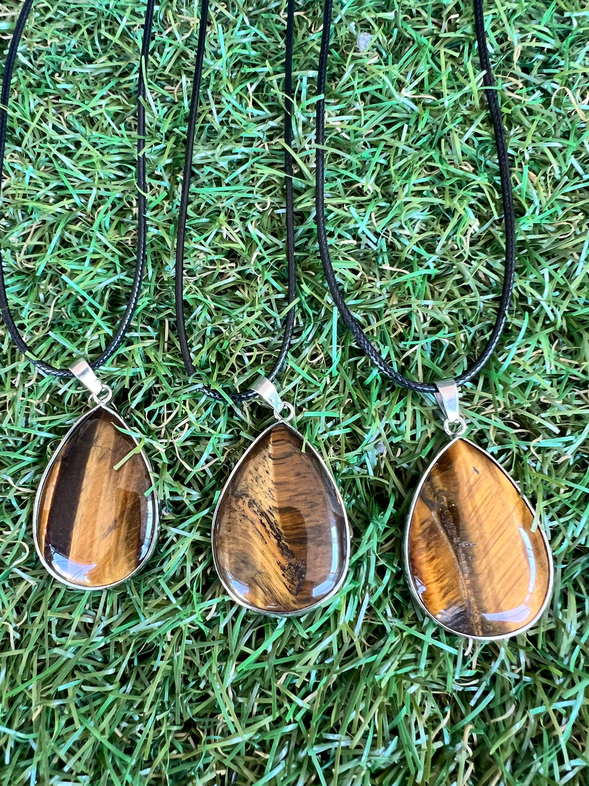 Tiger’s Eye Silver-Plated Teardrop Necklace – Protection, Confidence & Focus