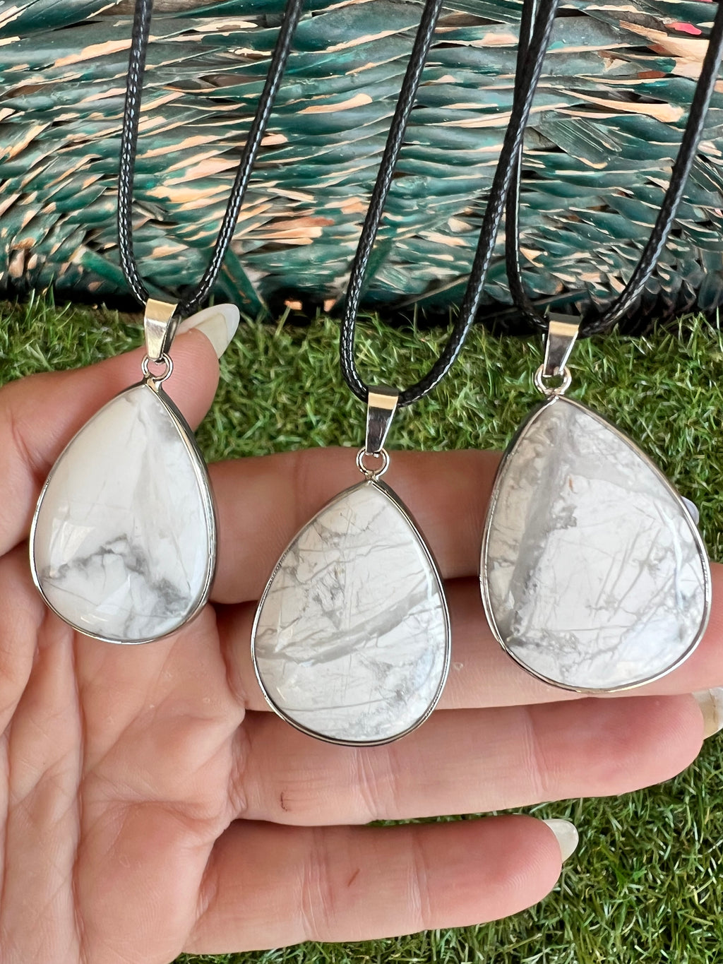 Howlite Silver-Plated Teardrop Necklace – Calm, Patience & Peace