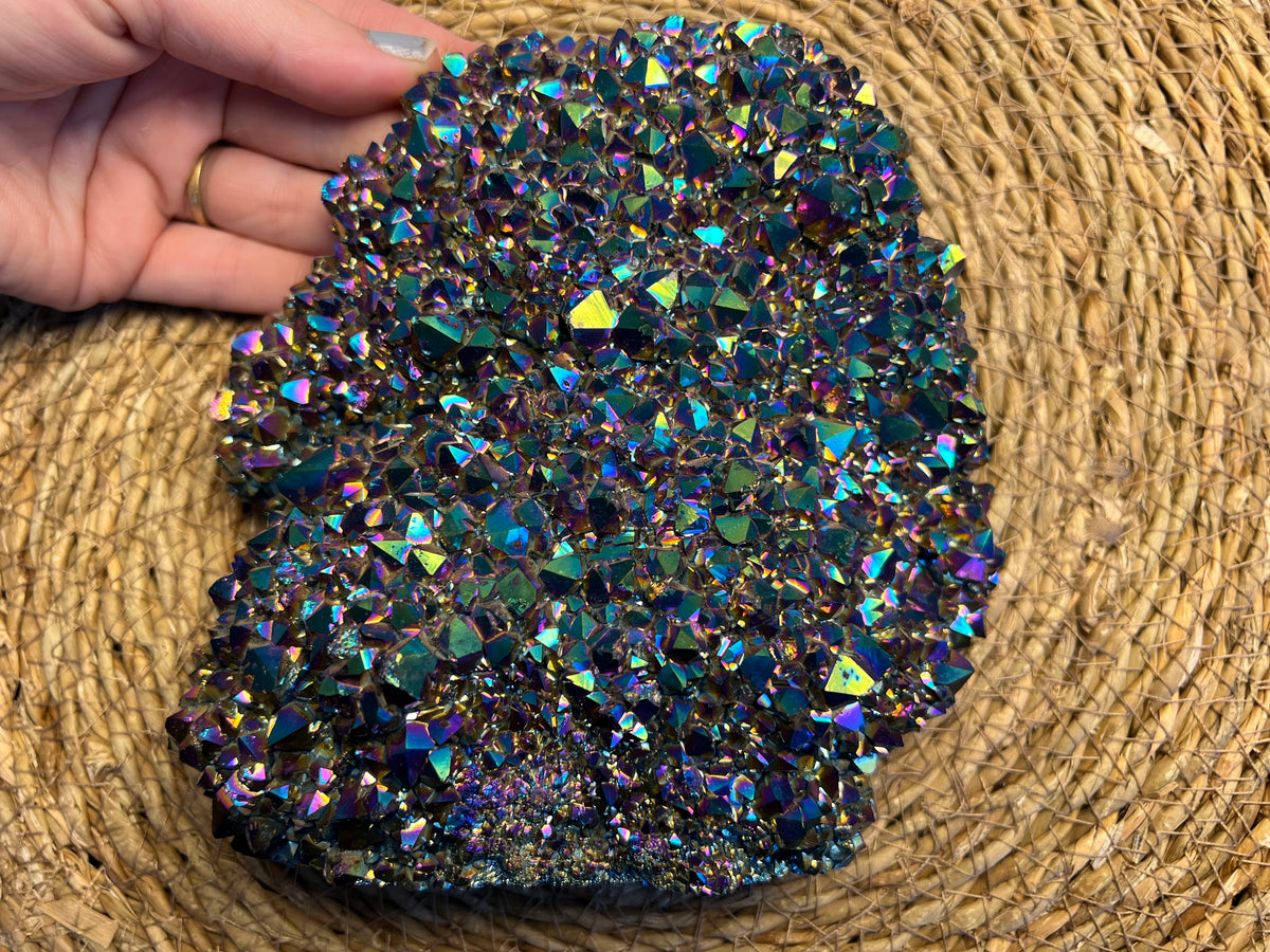 Natural Rainbow Aura Quartz Cluster – 1,294 g