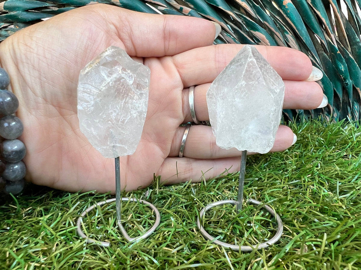 Natural Raw Clear Quartz on Metal Stand | Crystal Display | Approx. 8 cm | Clarity, Amplification & Energy Cleansing