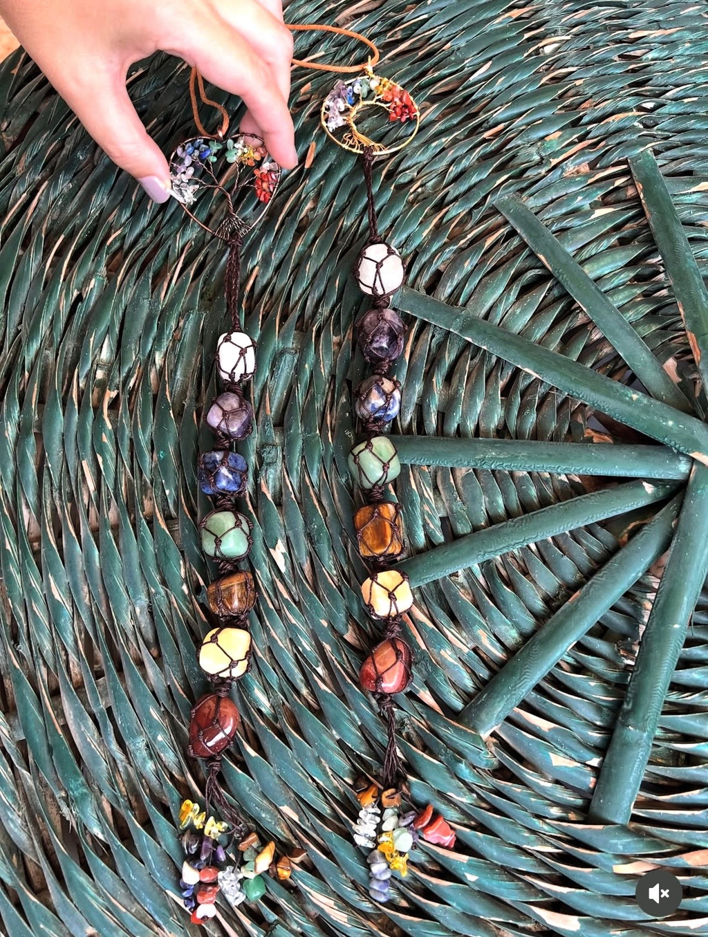 Natural Seven Chakra Hanging Charm – Tree of Life & Macramé Decor