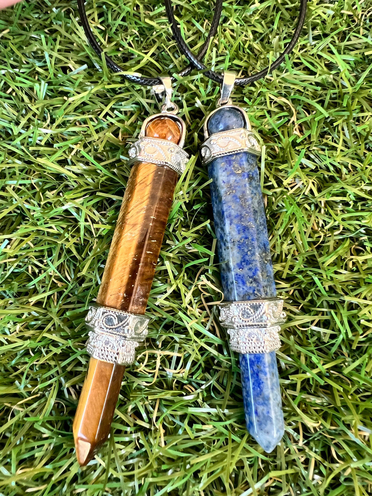 Natural Gemstone Double-Terminated Pendant Necklace – 8 cm
