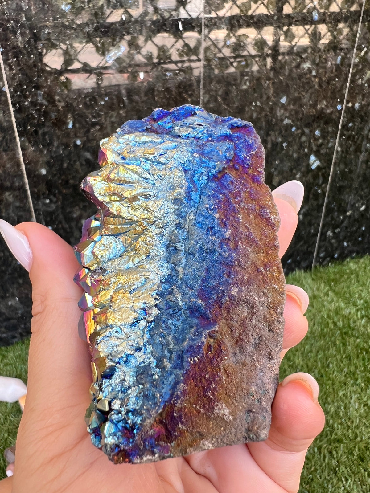Natural Rainbow Aura Quartz Cluster – 271 g