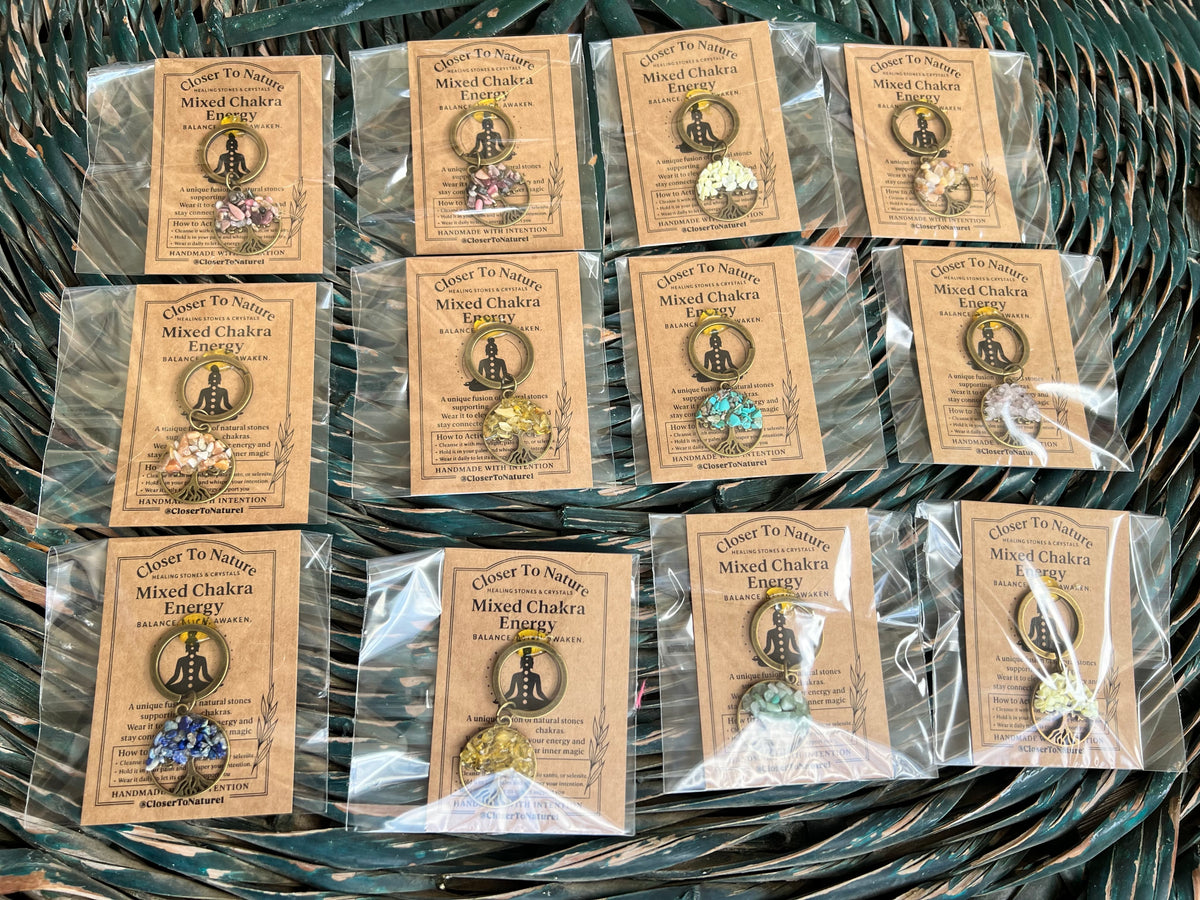 Natural Crystal Tree of Life Keychain – Protection, Luck & Positive Energy