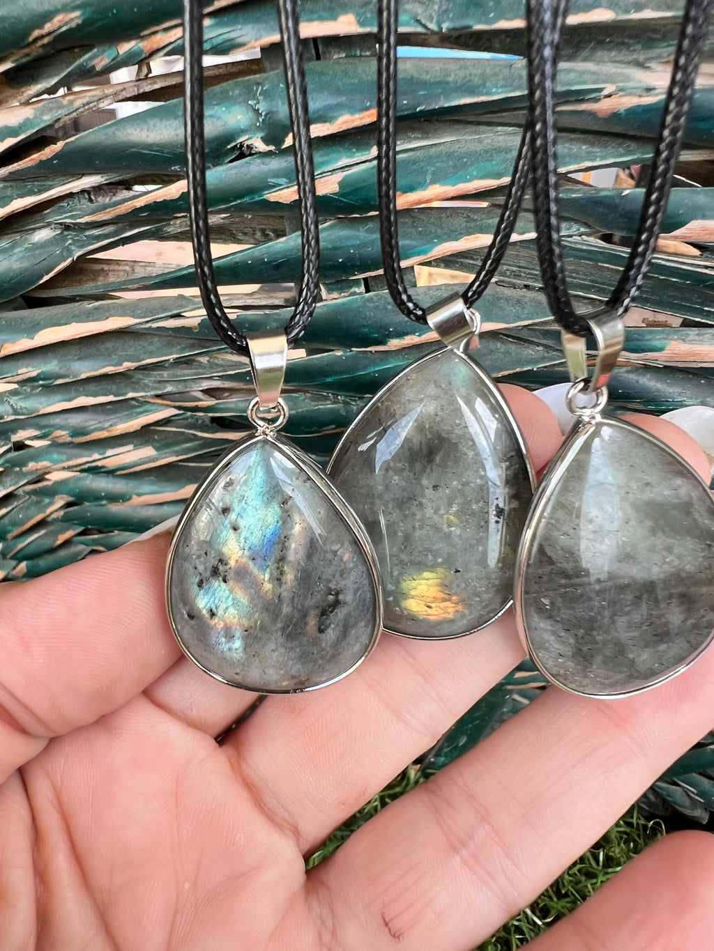 Labradorite Silver-Plated Teardrop Necklace – Protection, Intuition & Transformation