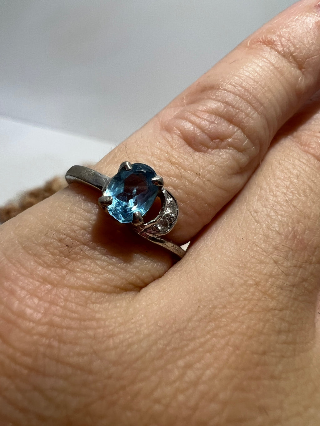 Genuine Natural Blue Topaz Crescent Moon Ring in 925 Sterling Silver