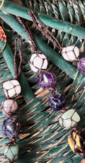 Natural Seven Chakra Hanging Charm – Tree of Life & Macramé Decor
