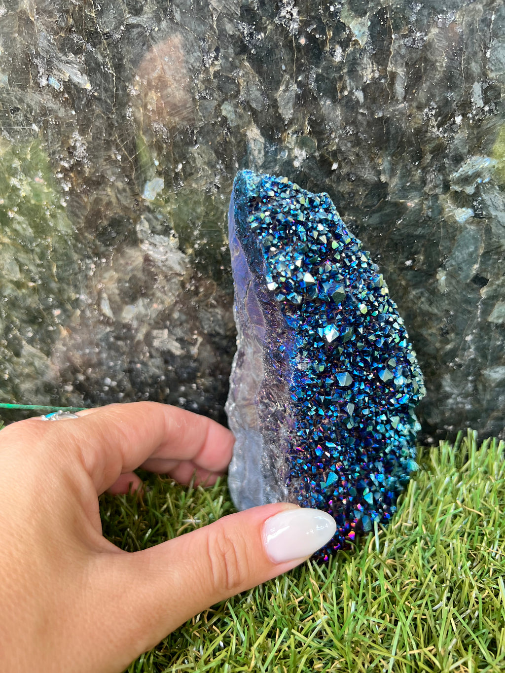 Blue Titanium Aura Quartz Cluster – 514 g