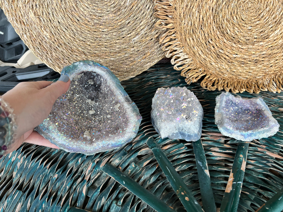 Natural Angel Aura Amethyst Geode – 968 g