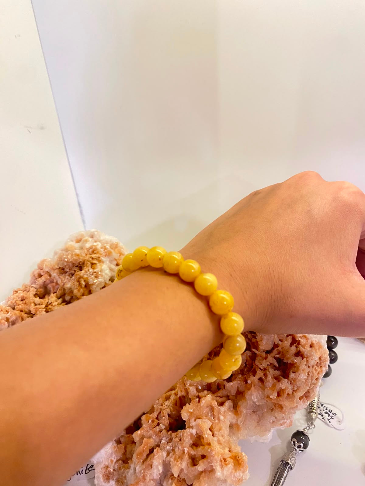Natural Amber Bracelet – Warmth, Vitality & Positive Energy | 10 mm Round Beads