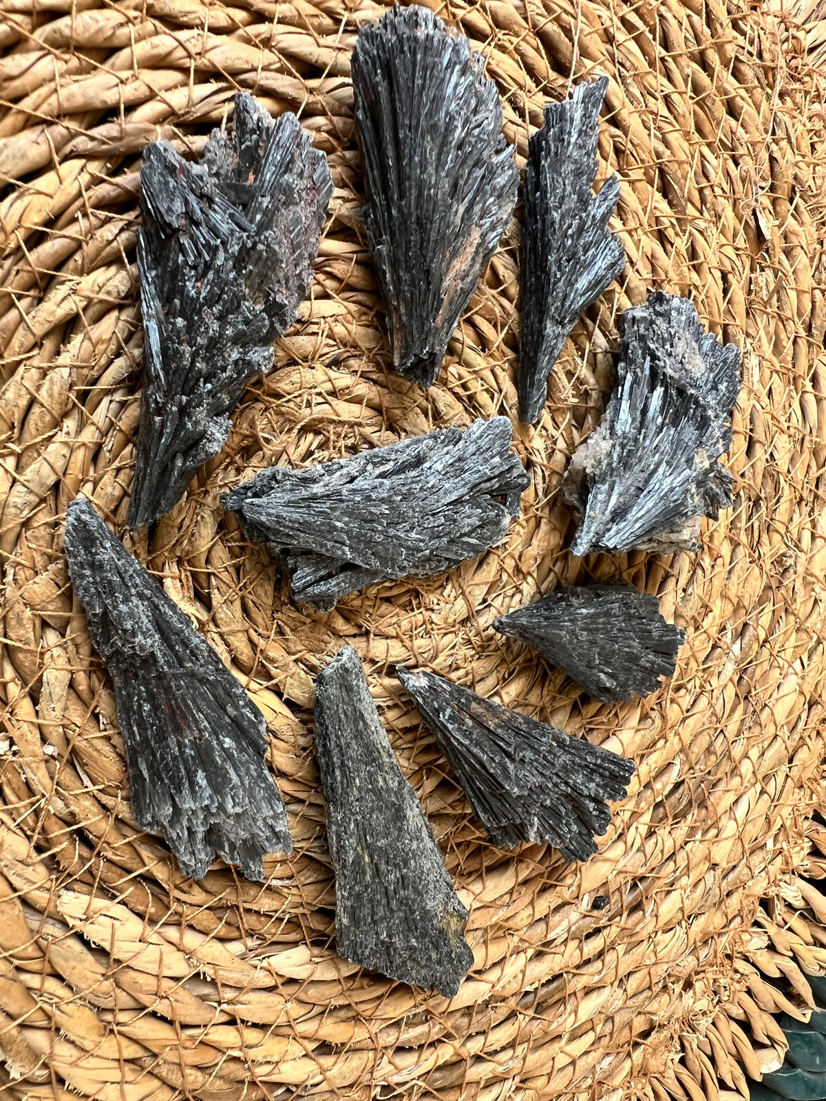 Natural Raw Black Kyanite