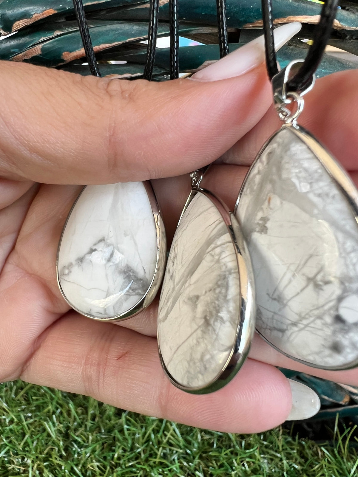 Howlite Silver-Plated Teardrop Necklace – Calm, Patience & Peace