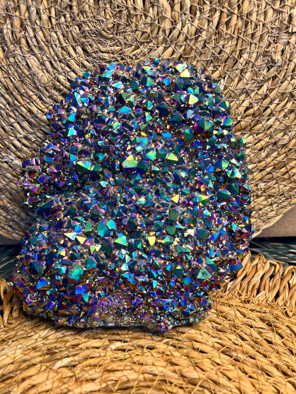 Natural Rainbow Aura Quartz Cluster – 1,294 g