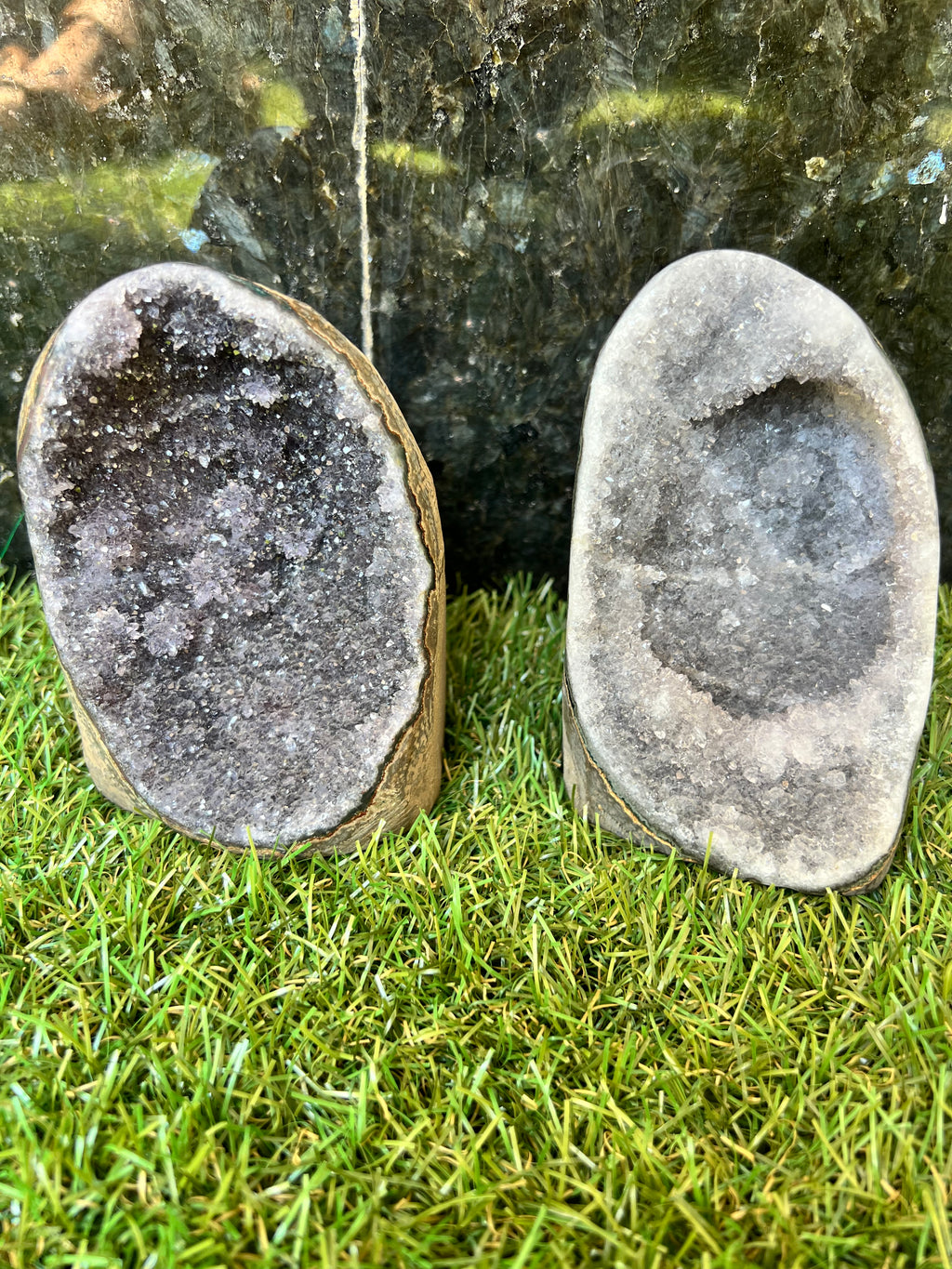 Natural Amethyst Druzy Freeform – Polished Standing Crystal | 554 g