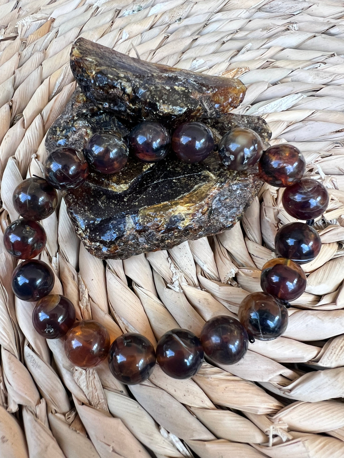 Natural Amber Bracelet – Warmth, Vitality & Positive Energy | 12 mm Elastic Beads
